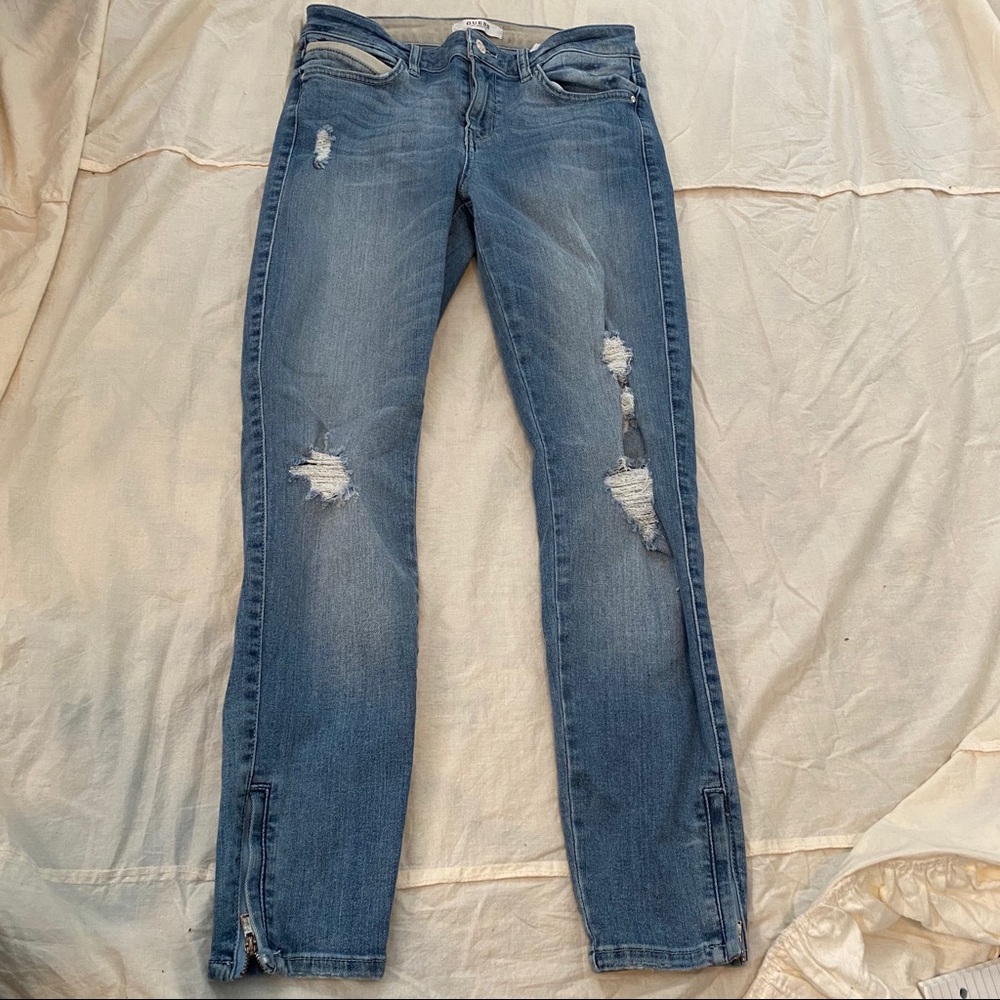 Guess ripped jeans- Size 28